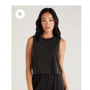 Z supply matching set. Excellent condition. New without tags.